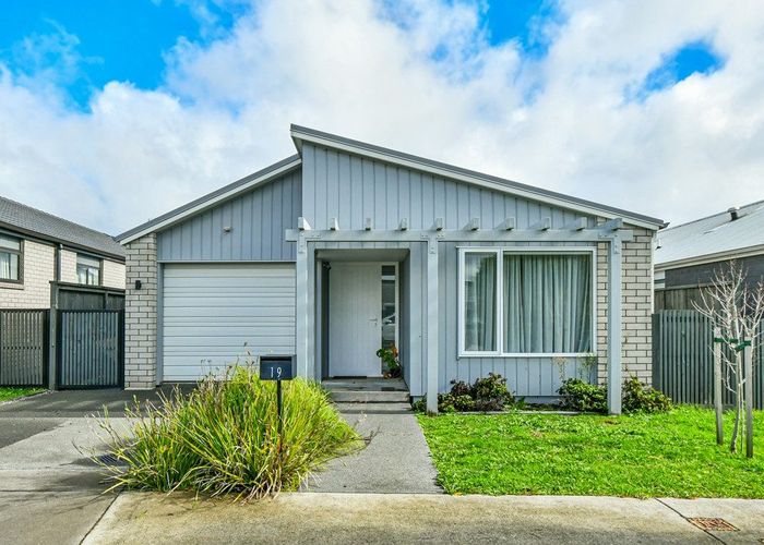  at 19 Sierra Way, Ramarama, Franklin, Auckland
