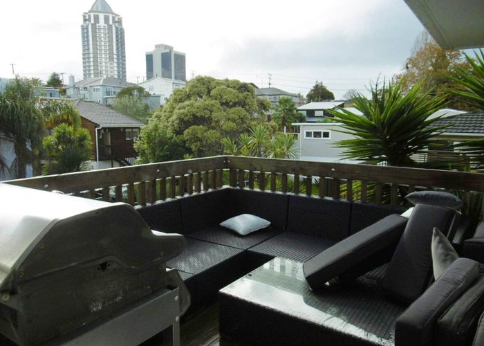  at 2/35A Tennyson Avenue, Takapuna, North Shore City, Auckland