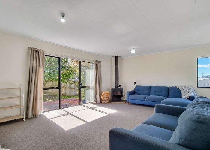  at 21 Thebes Street, Pomare, Rotorua