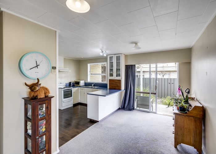  at 8 Dundee Drive, Flaxmere, Hastings