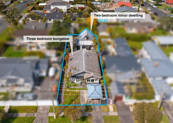  at 72 Eversleigh Road, Belmont, North Shore City, Auckland