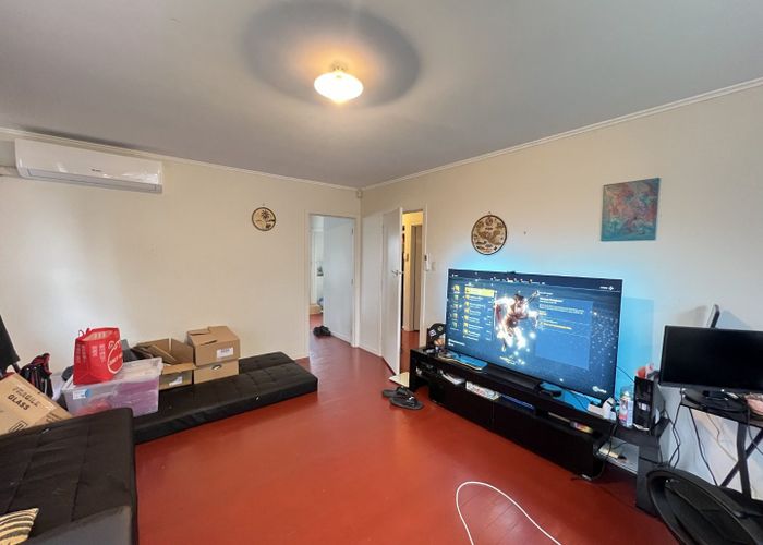  at 31 Riverpark Crescent, Henderson, Waitakere City, Auckland