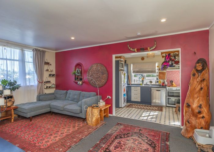  at 14 Rangitane Street, Himatangi Beach, Himatangi Beach