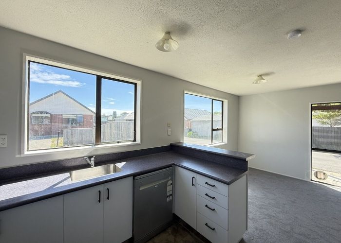  at 2 Farm Lane, Parklands, Christchurch City, Canterbury