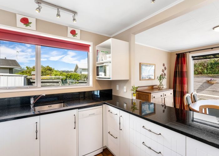  at 48 Ayton Drive, Whitby, Porirua