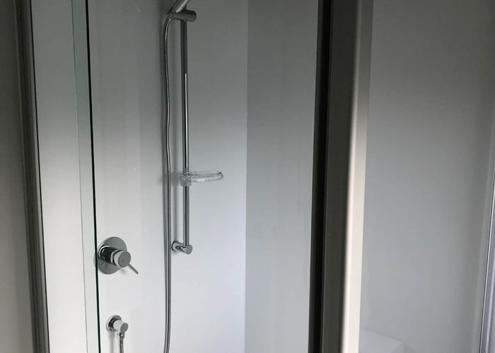  at 4A Kemp Road, Massey, Waitakere City, Auckland