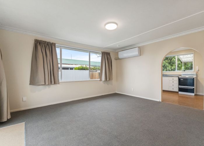  at 2/2 Bayswater Crescent, Bromley, Christchurch