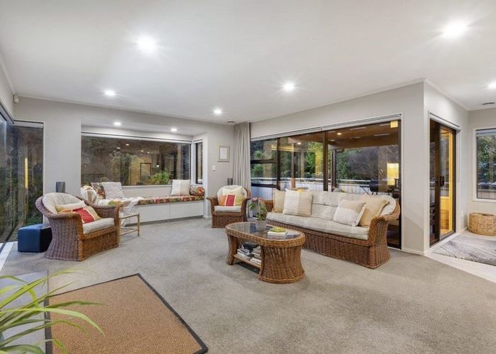  at 126 Lynn Road, Bayview, Auckland