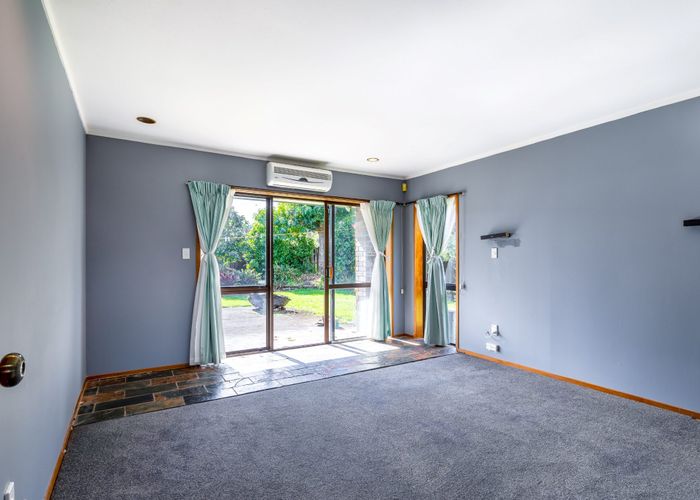  at 11 Marina Heights, Half Moon Bay, Auckland