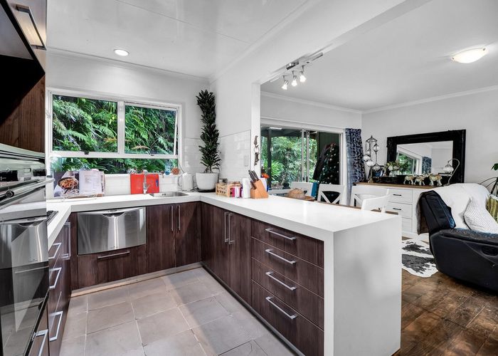  at 118 Huatoki Street, Frankleigh Park, New Plymouth