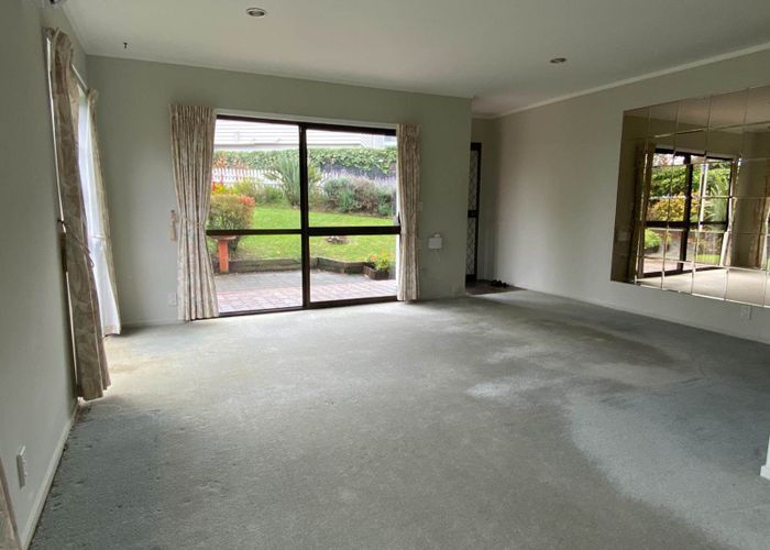  at 1/15 Micawber Place, Mellons Bay, Manukau City, Auckland