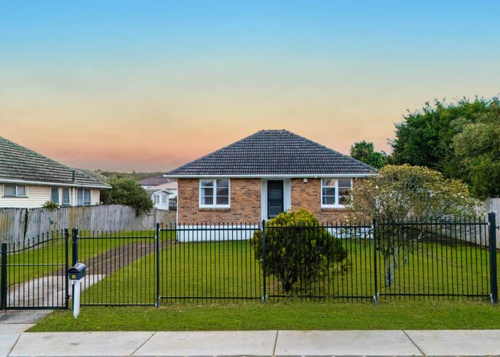  at 80 Mcannalley Street, Manurewa East, Manukau City, Auckland