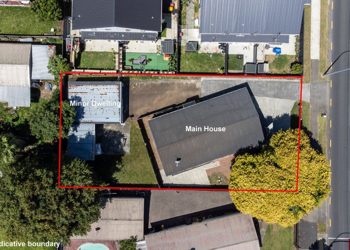  at 426 & 426A Roscommon Road, Manurewa, Manukau City, Auckland