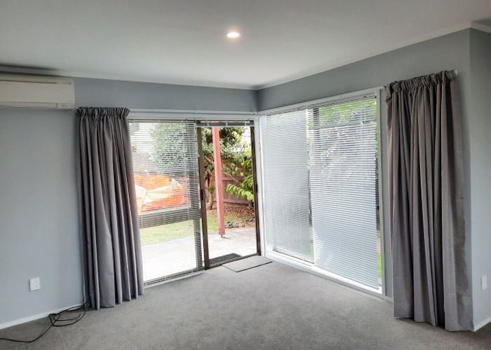  at 2 Springwood Place, Mount Eden, Auckland City, Auckland