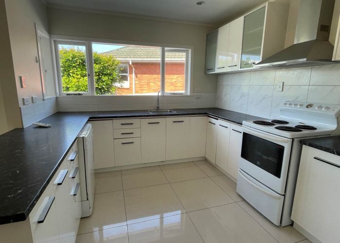  at 2/122 St Johns Road, Saint Johns, Auckland City, Auckland