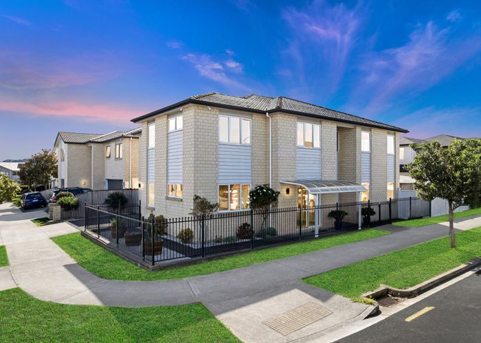  at 16  Rosewell Crescent, Flat Bush, Manukau City, Auckland