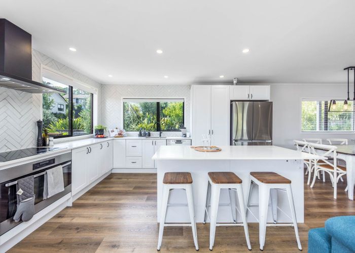  at 60 Gatman Street, Birkdale, Auckland