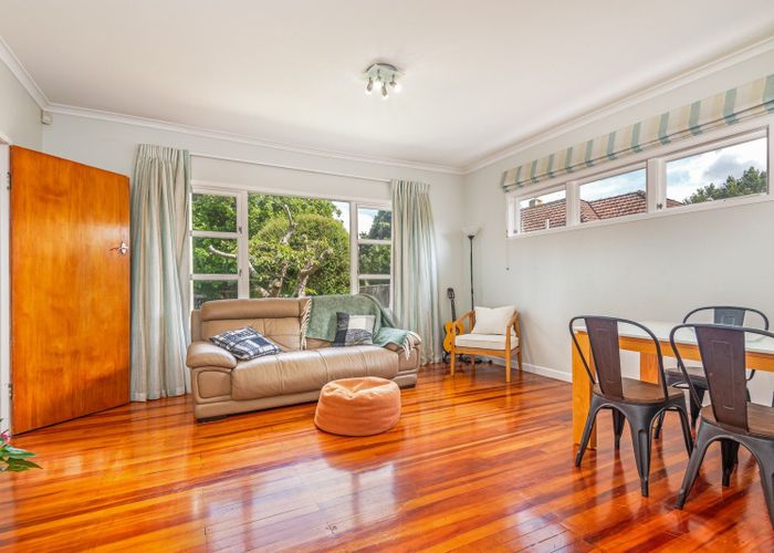  at 17 Manawatu Street, Hokowhitu, Palmerston North, Manawatu / Whanganui