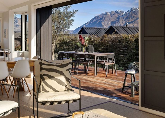  at 6 Fife Court, Jacks Point, Queenstown