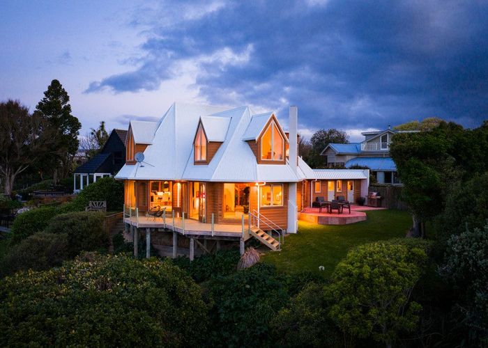  at 96 Clifton Terrace, Fitzherbert, Palmerston North, Manawatu / Whanganui