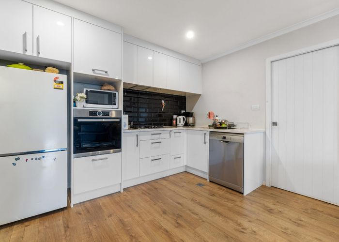 at 1/7 Rutherford Street, Chedworth, Hamilton
