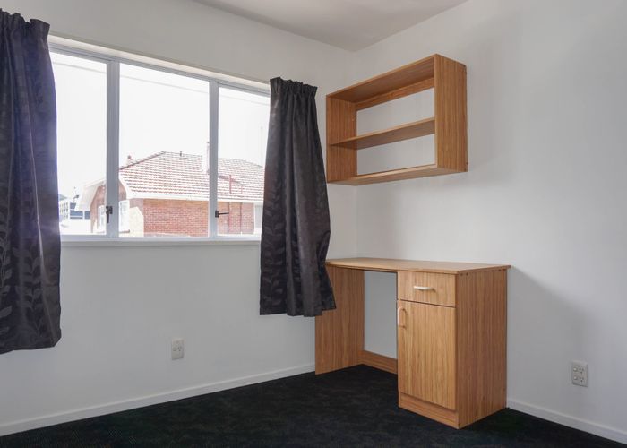 at 18 Forth Street, North Dunedin, Dunedin, Otago