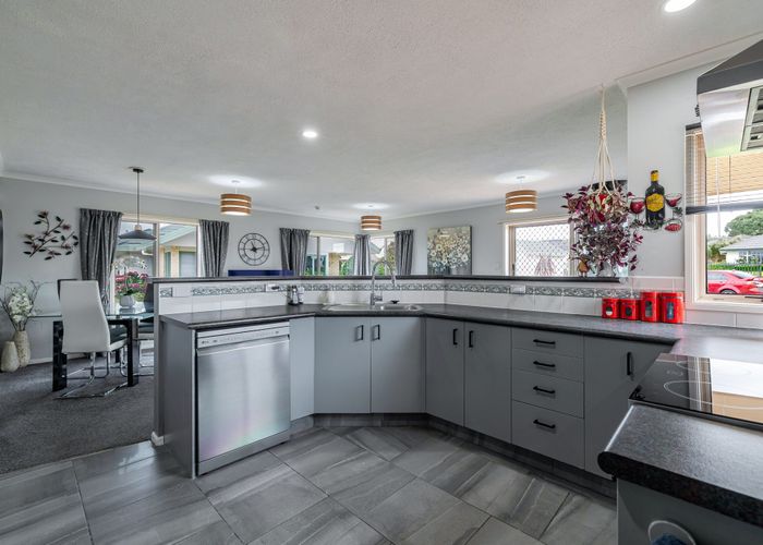  at 3 Royal Fern, Kelvin Grove, Palmerston North, Manawatu / Whanganui