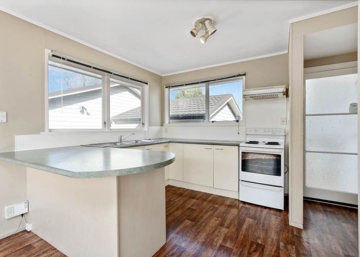  at 11 Barnfield Place, Glendene, Waitakere City, Auckland