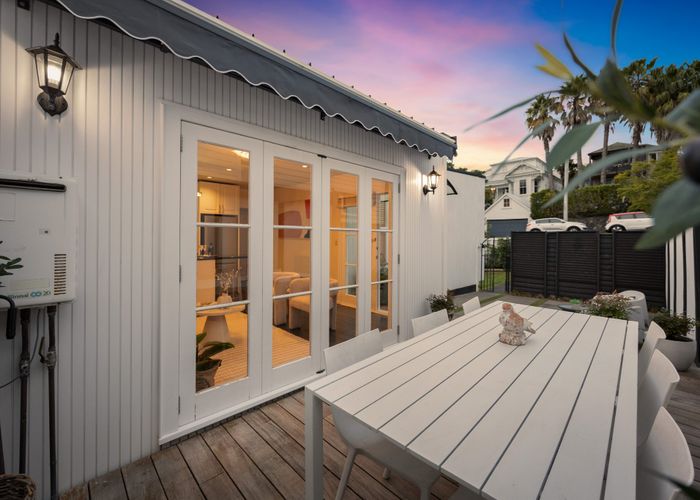  at 2/34 Clifton Rd, Herne Bay, Auckland City, Auckland