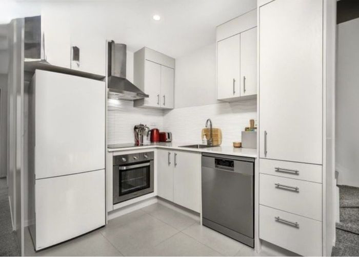  at 31/11 Ray Small Drive , Papakura, Papakura, Auckland