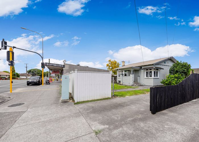  at 1/121 Carruth Road, Papatoetoe, Manukau City, Auckland