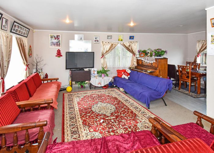  at 104 Crawford Avenue, Mangere Bridge, Auckland