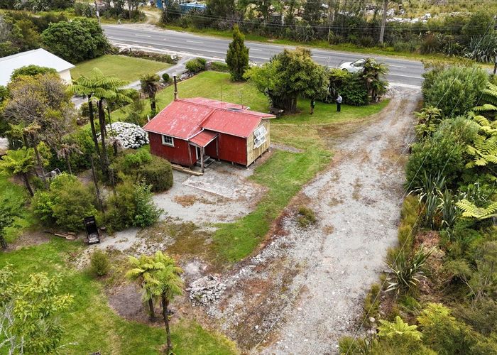  at 18 Mcgill Street, Waimangaroa