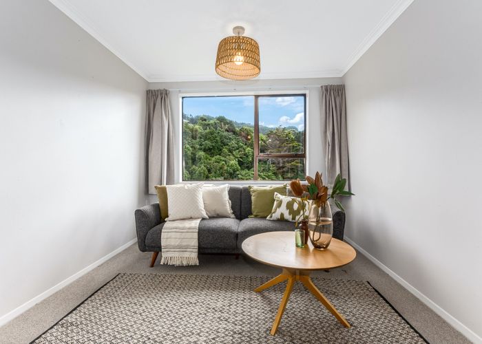 at 25 Lincoln Avenue, Tawa, Wellington, Wellington