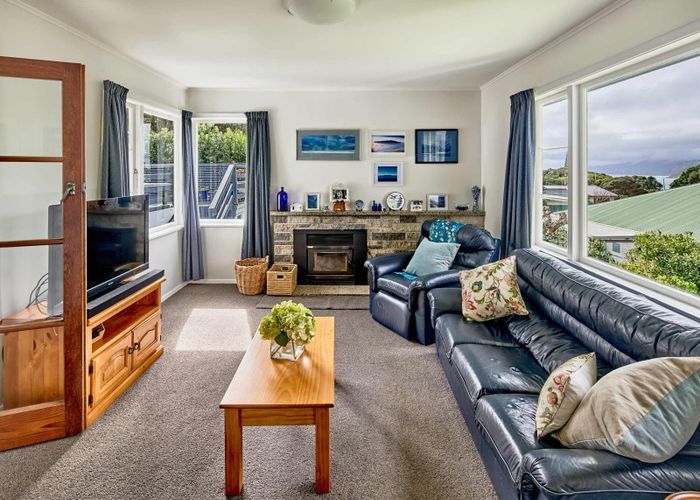  at 31 Rawhiti Road, Pukerua Bay, Porirua