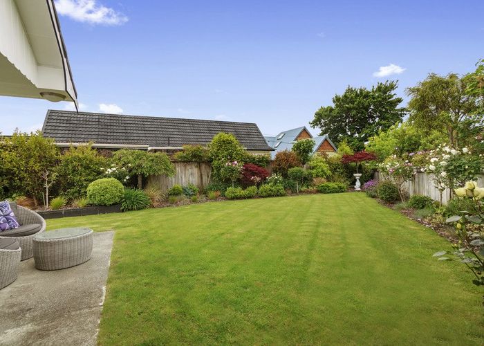  at 40 Gloucester Street, Silverstream, Upper Hutt