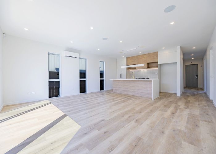  at 2 Kartolina Crescent, Kumeu, Rodney, Auckland