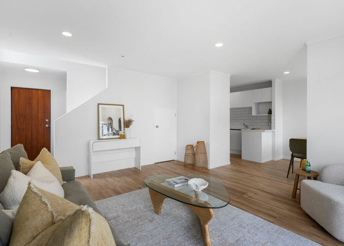  at 10/3 Erewhon Place, Birkdale, North Shore City, Auckland