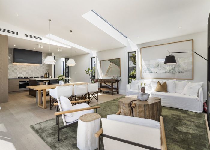  at 11 Chester Avenue, Westmere, Auckland