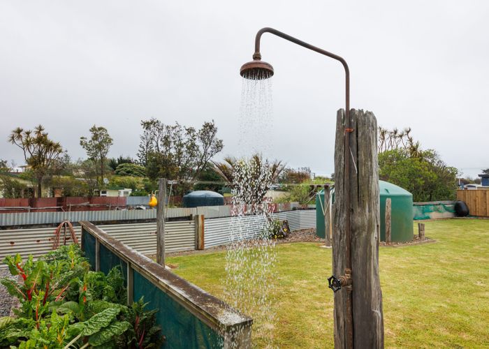  at 173 Kahukura Avenue, Waitarere Beach, Levin