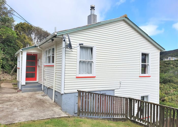  at 21 Montgomery Avenue, Karori, Wellington, Wellington