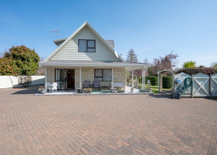  at 2 Gibbs Place, Taupo