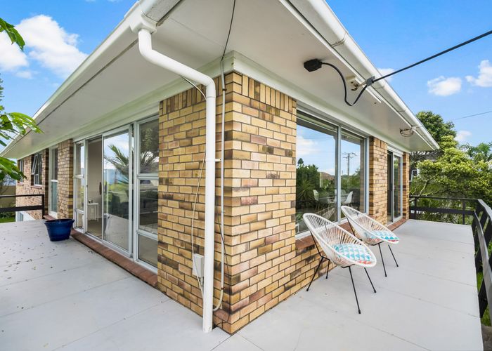  at 7A Hyde Road, Rothesay Bay, Auckland