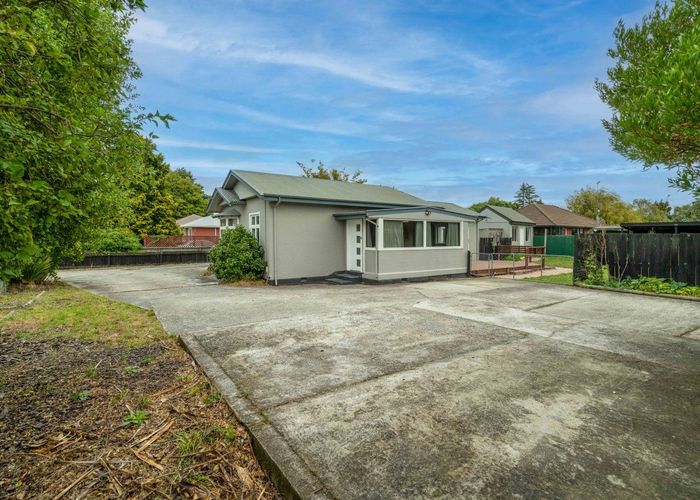  at 35 Hei Hei Road, Hei Hei, Christchurch City, Canterbury