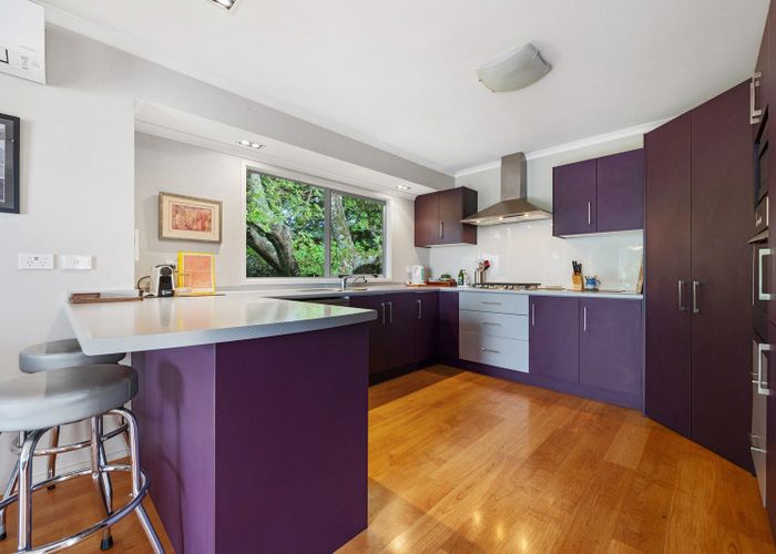  at 20B Grand Vue Road, Kawaha Point, Rotorua, Bay Of Plenty