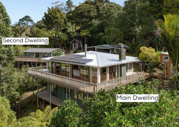  at 642 Huia Road, Parau, Auckland