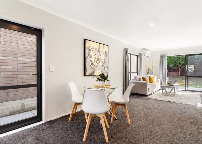 at 30 Tutuwhatu Crescent, Weymouth, Auckland