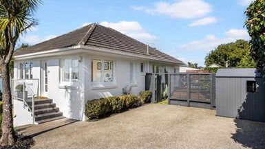  at 90 Ireland Road, Mount Wellington, Auckland
