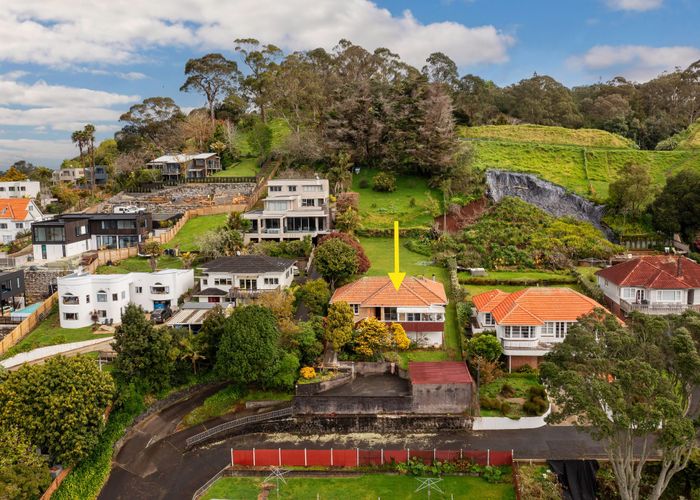  at 83 Mount Albert Road, Mount Albert, Auckland