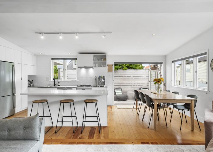  at 25 Haig Avenue, Mount Roskill, Auckland